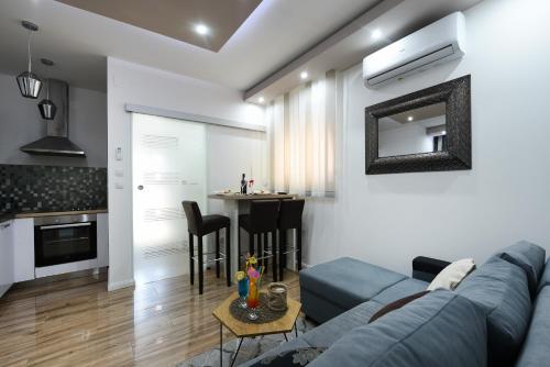 Kuchyňa alebo kuchynka v ubytovaní Shine apartment Zadar