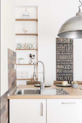 THE BREAK - Via Veneto Charming Suite