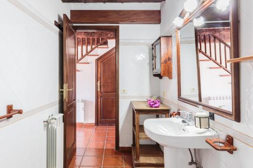 A bathroom at El Pósito