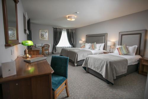 Gallery image of Longcourt House Hotel in Newcastle West