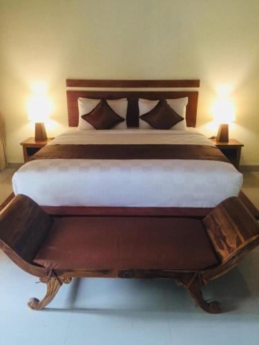 Una cama o camas en una habitación de The Tinsi