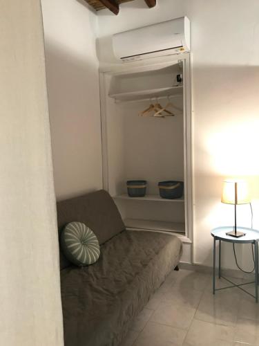 Zona de estar de Spacious Paros, Lefkes house with awesome view