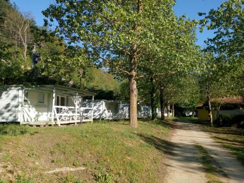 Gambar di galeri bagi Camping Le Vialaret di Nant