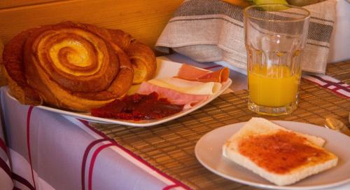 Mad i villaen eller i nærheden