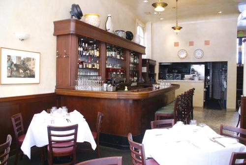 The Andrews Hotel Image