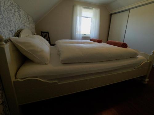 Postel nebo postele na pokoji v ubytování Midnight Sun View Lofoten