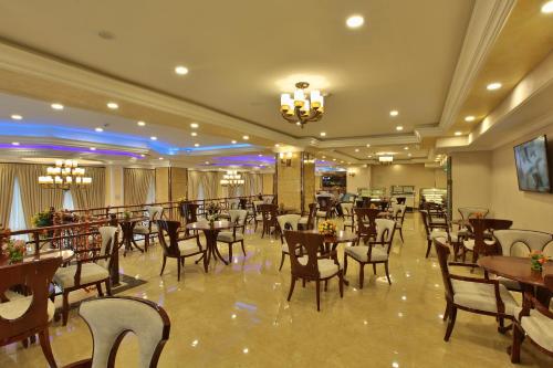 Restoran atau tempat makan lain di Sapphire Addis