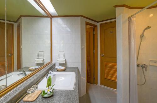 Ein Badezimmer in der Unterkunft Maritime Park And Spa Resort