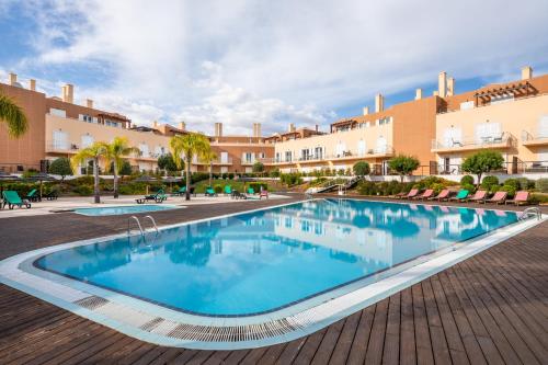 Cabanas Beach House - Pool view