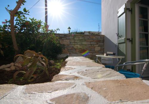 Galería fotográfica de Camara Hotel en Agios Prokopios