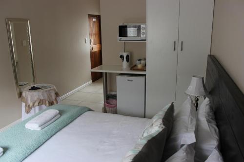 MeTime Guesthouse & Self cateringにあるベッド