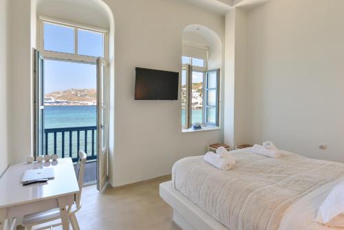 米克諾斯城的住宿－White Memories, seafront luxury apartment Mykonos，相簿中的一張相片