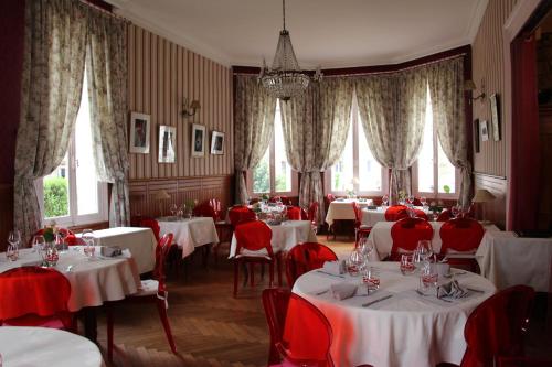 Foto dalla galleria di Hôtel de Paris Restaurant BISTRONOMY a Les Andelys