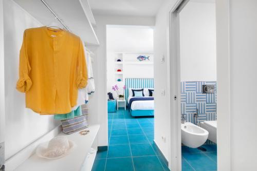 Koupelna v ubytování YourHome - Sersale Suites