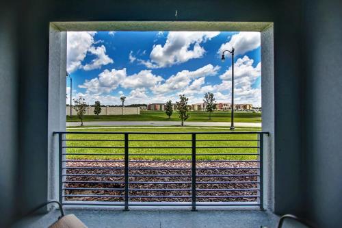 H - New 2 Bedroom Condo - 5 Miles to Disney - Free Water Park photo 34