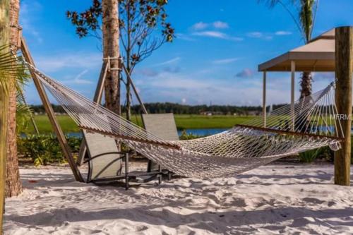 H - New 2 Bedroom Condo - 5 Miles to Disney - Free Water Park photo 31