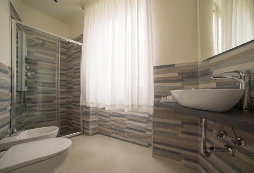 D'HOME FLORENCE