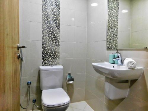 Koupelna v ubytování Luton Vacation Homes - Continental, Dubai Marina