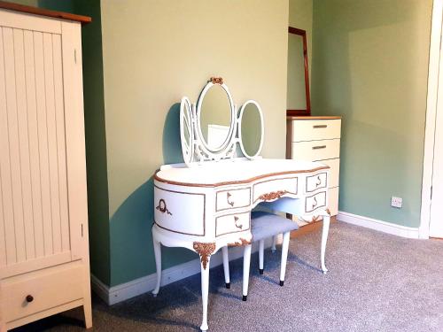 Foto dalla galleria di Three Bed Holiday Home in Glasgow a Glasgow