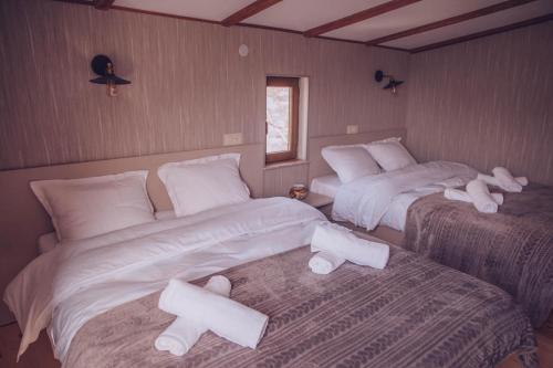 Кровать или кровати в номере Shino