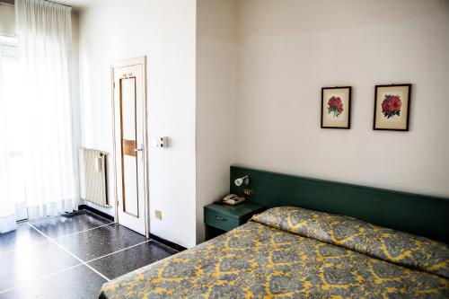 Zona de estar de Hotel West End