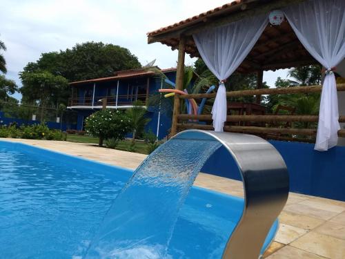 Kolam renang di atau dekat dengan Recanto Calua