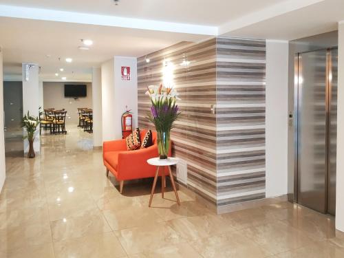 Μια τηλεόραση ή/και κέντρο ψυχαγωγίας στο Hotel Inclan