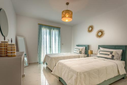 Gambar di galeri bagi Limneon villas di Keri