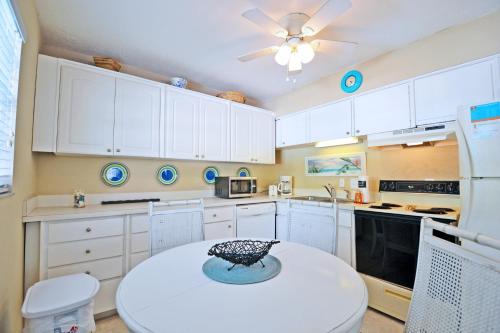 Paradise Beach - East 2414 – Photos 3