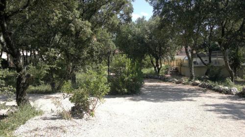 A l'Est d'Uzès – Photos 3