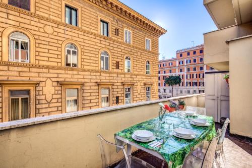 Gallery image of M&L Apartments - Ardesia Colosseo in Rome