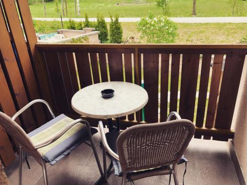 Balcon ou terrasse dans l'établissement Apartment and rooms Maraton