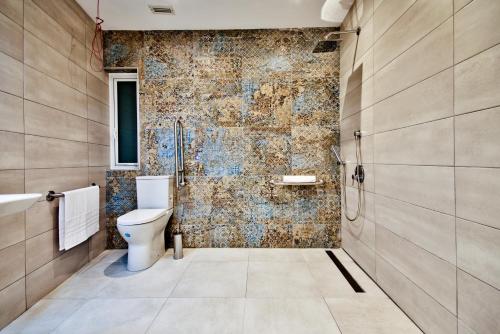 Un baño de The Suites – Piazza Kirkop