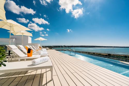 Hồ bơi trong/gần Five Flowers Hotel & Spa Formentera