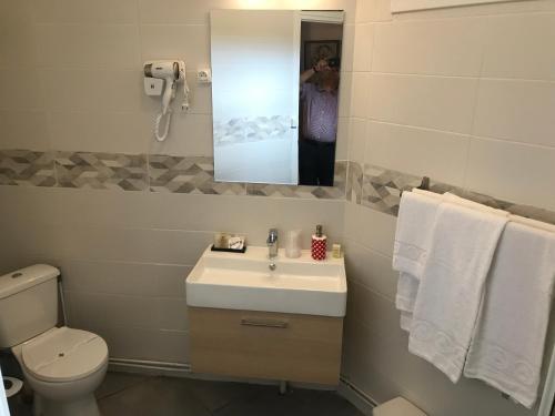 HÔTEL LES IRIS – Photos 2