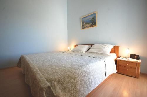 Apartments Nency by El-Pi Tours