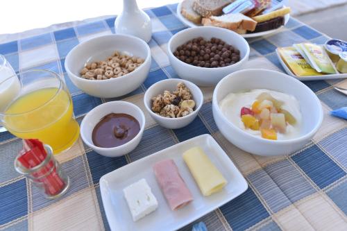 Jídlo v hotelu nebo okolí