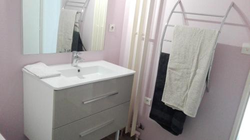 Ванна кімната в L'appart de lônes