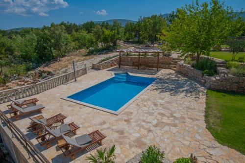 Gallery image of Spacius Villa, Heated Pool, near Makarska and Split in Grubine