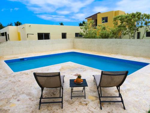 Swimming pool sa o malapit sa Playa Dorada Mountainview Villa