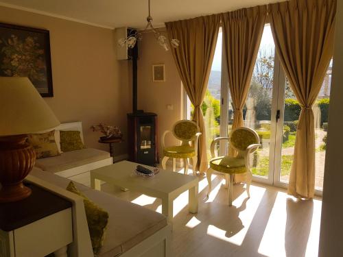 Gallery image of Vila Elida in Tragjas