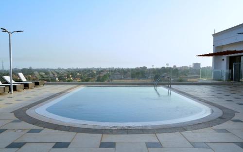 Swimmingpoolen hos eller tæt på Bissau Royal Hotel