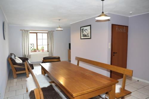 Posezení v ubytování Gîte de la Lavandière à Ucimont