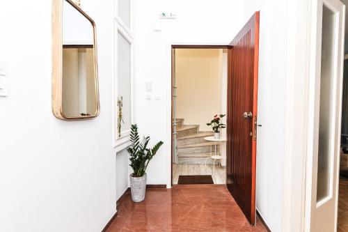 Gallery image of The Elegant. Spacious city center apartment. in Heraklio