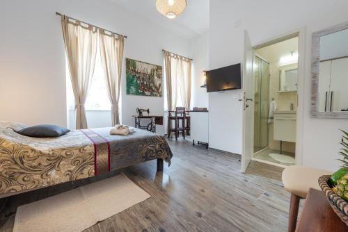 BRAND NEW apartment with Old Port view- Mala Vrata