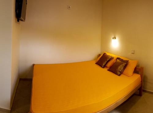 Una cama o camas en una habitación de Apartments Eftimov