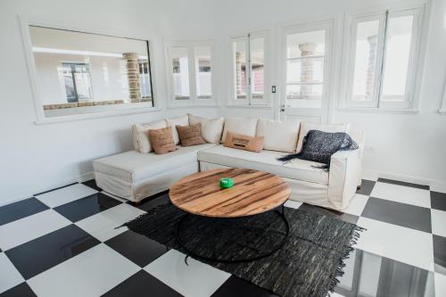 Khu vực ghế ngồi tại 902 Villa Luján