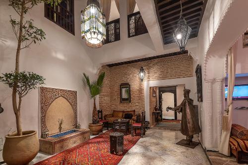 Riad Dar Merzouga Hammam & Jacuzzi