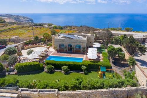 Gallery image of Villa Munqar in Żurrieq