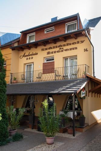 Ambrózia Szálláshely és Étterem